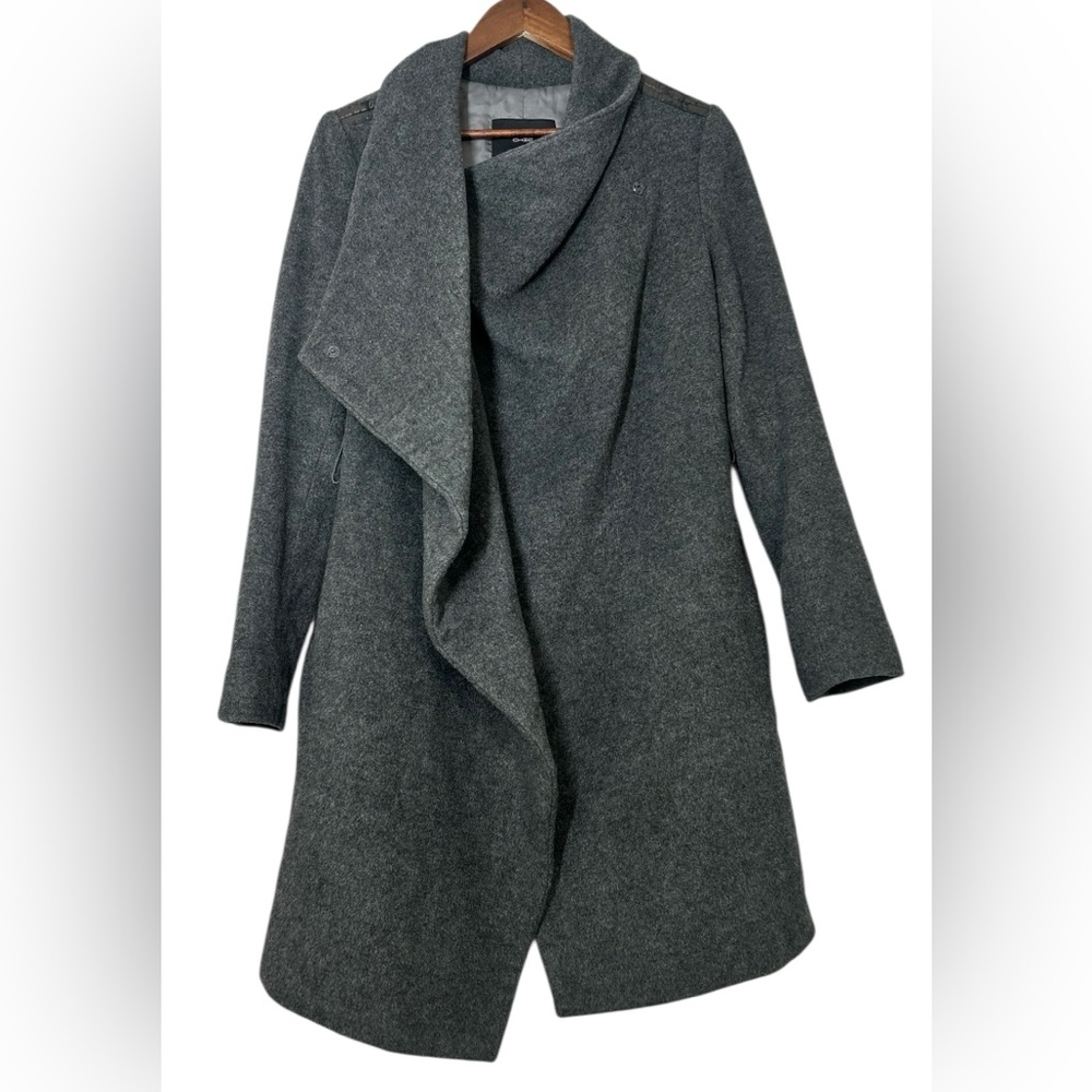 Women's Gray Coat - Picture 5 of 12